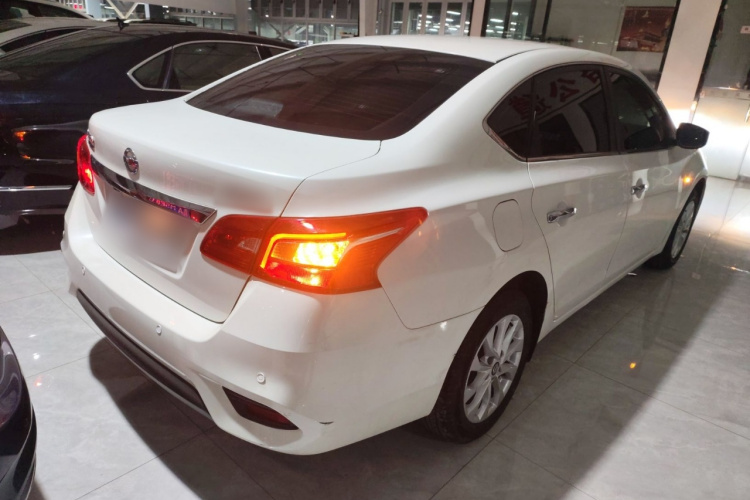 日产 轩逸 2022款 经典 1.6XE CVT舒适版车身外观6005