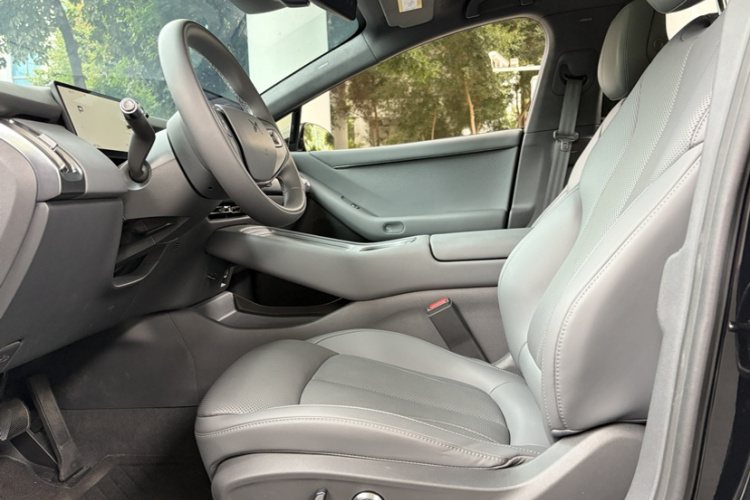 小鹏P7+ 2024款 长续航 Max中控内饰7002