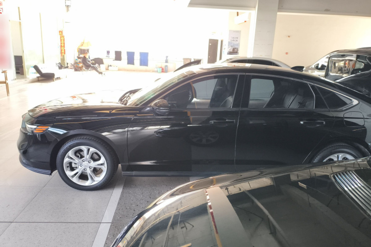 本田 雅阁 2024款 260TURBO 豪华版车身外观6003