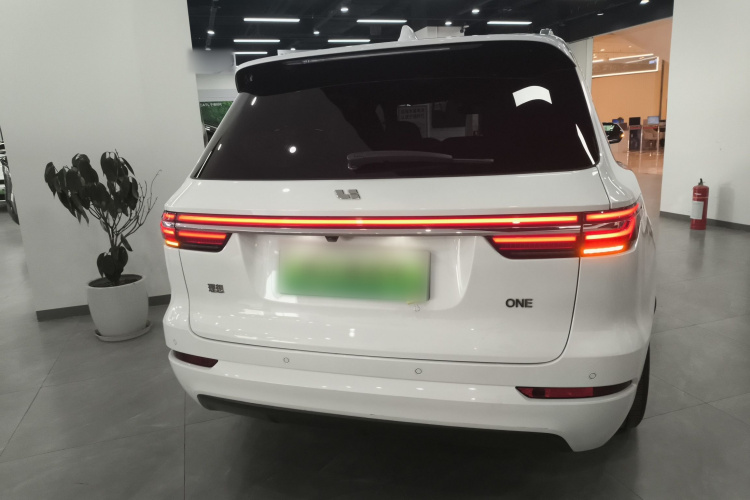 理想汽车 理想ONE 2021款 增程6座版车身外观6004