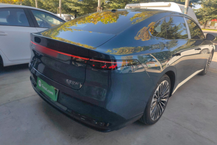 日产N7 2025款 625 Max车身外观6005