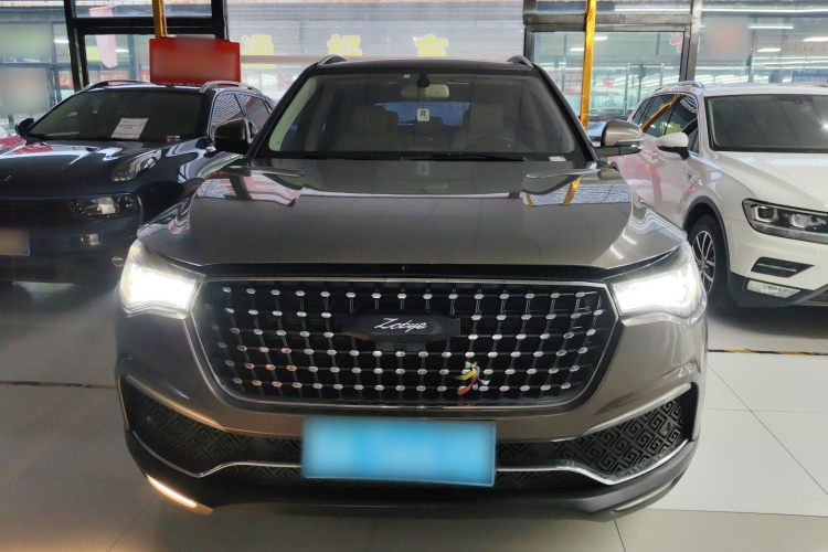 众泰T700 2017款 1.8T 双离合尊贵型车身外观2