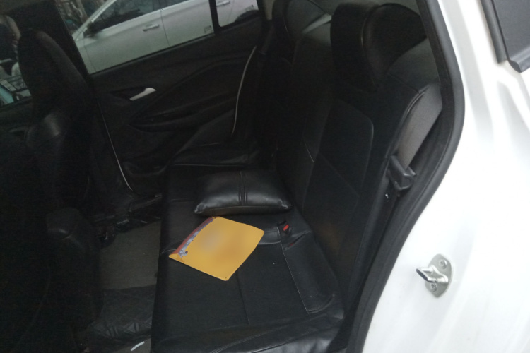 雪佛兰 科沃兹 2020款 325T 自动欣悦版中控内饰21