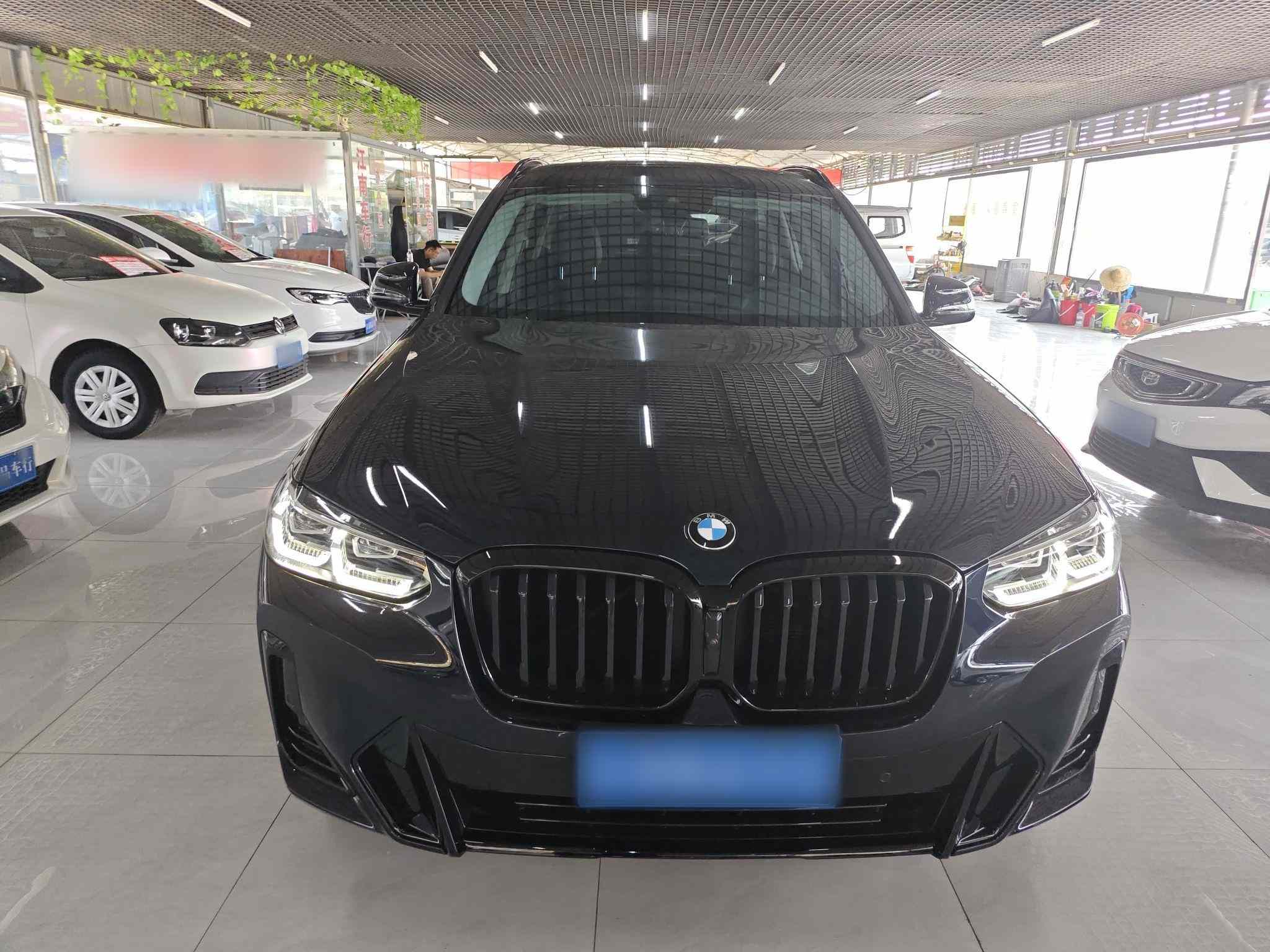 宝马X3 2023款 改款 xDrive30i 领先型 M曜夜套装(1)