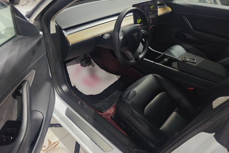 特斯拉 Model 3 2020款 改款 标准续航后驱升级版中控内饰19