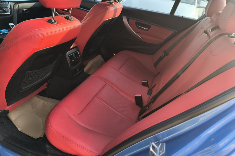 宝马3系 2019款 320i M运动套装中控内饰7004