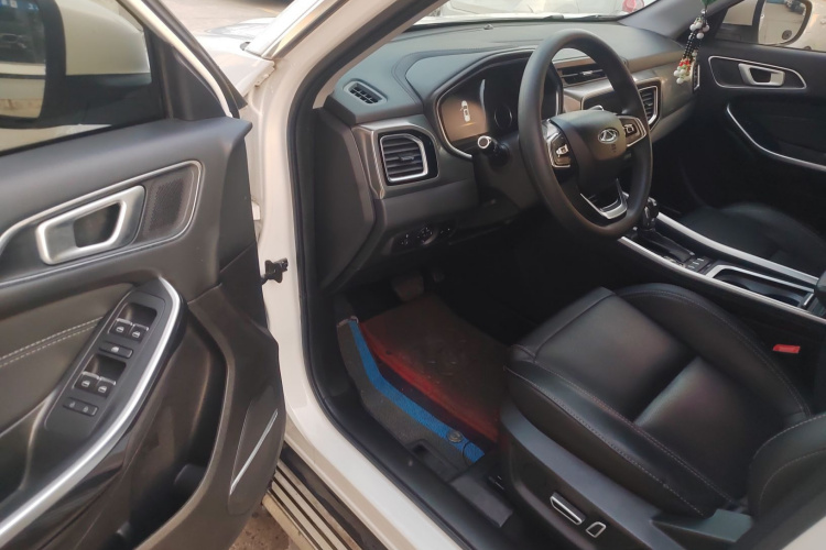 奇瑞 瑞虎8 2018款 1.5TCI 自动豪华型 5座中控内饰20