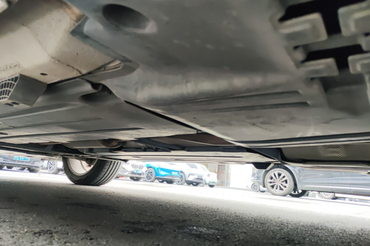 领克01 2017款 2.0T 两驱型Pro版局部细节9003