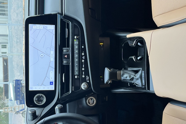 雷克萨斯ES 2023款 260 卓越版局部细节16