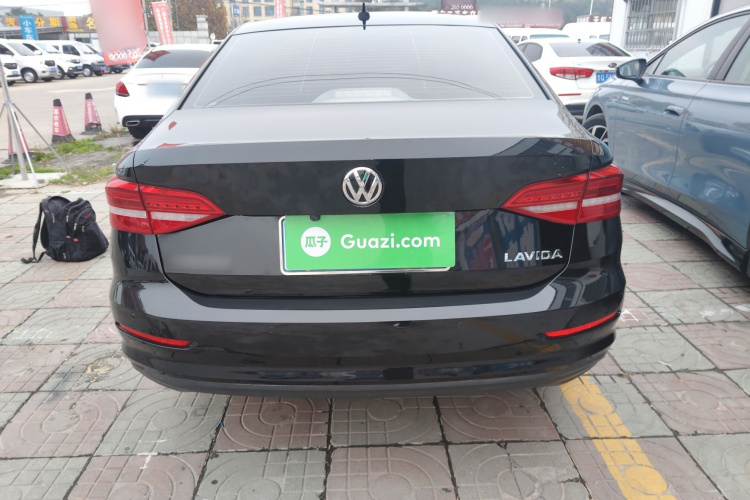 大众 朗逸 2018款 1.5L 自动风尚版 国V车身外观6