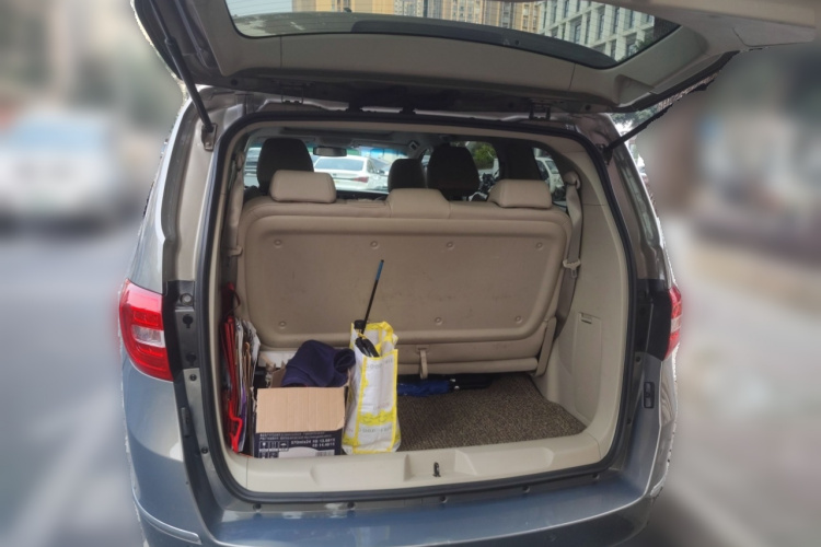 别克GL8 2017款 25S 豪华型 国V中控内饰23