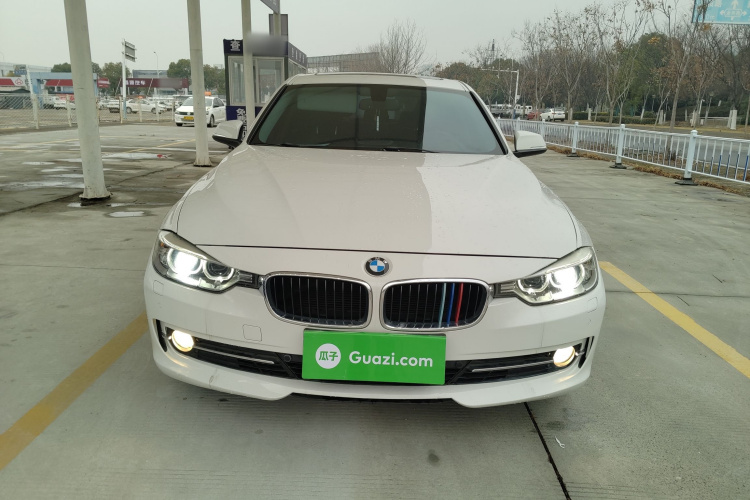 宝马3系 2015款 316Li 时尚型车身外观2