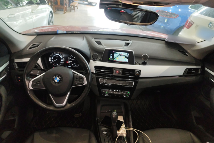 宝马X1 2019款 sDrive20Li 领先型中控内饰12