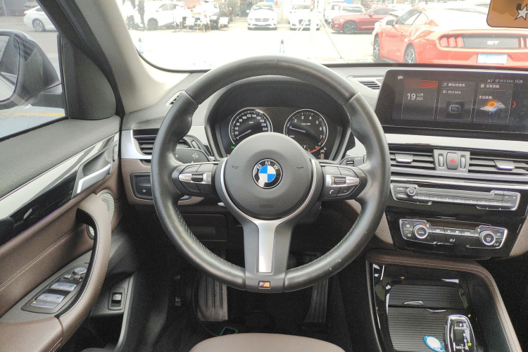 宝马X1 2022款 sDrive20Li 尊享型局部细节13