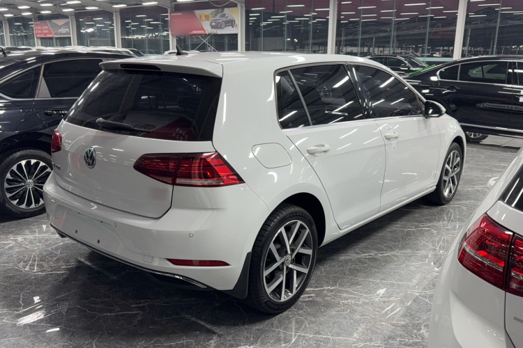 大众 高尔夫 2020款 200TSI DSG舒适进取版车身外观6005