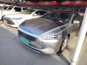 比亚迪 秦PLUS 2024款 荣耀版 DM-i 55KM领先型