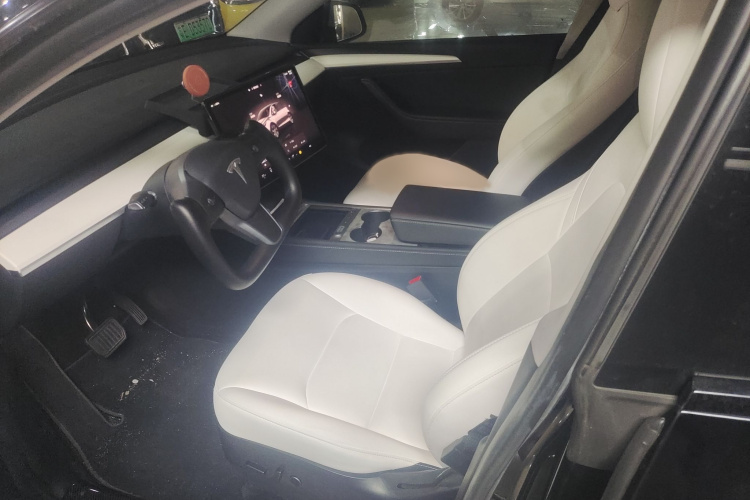 特斯拉 Model Y 2022款 改款 后轮驱动版局部细节19