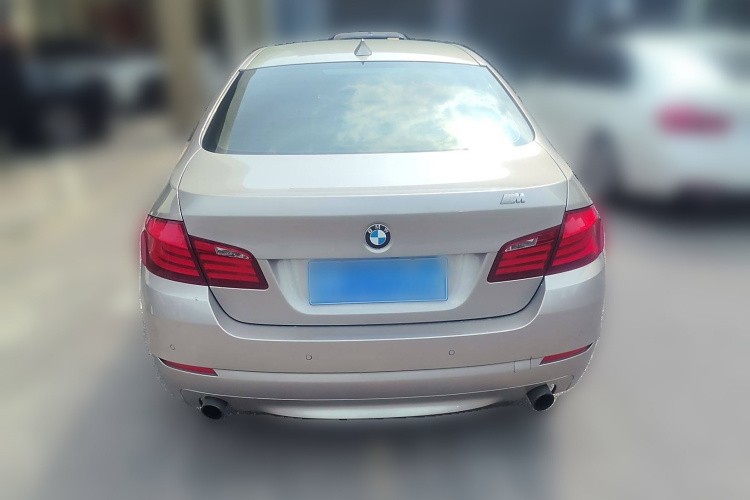 宝马5系(进口) 2011款 535i xDrive豪华型车身外观6004