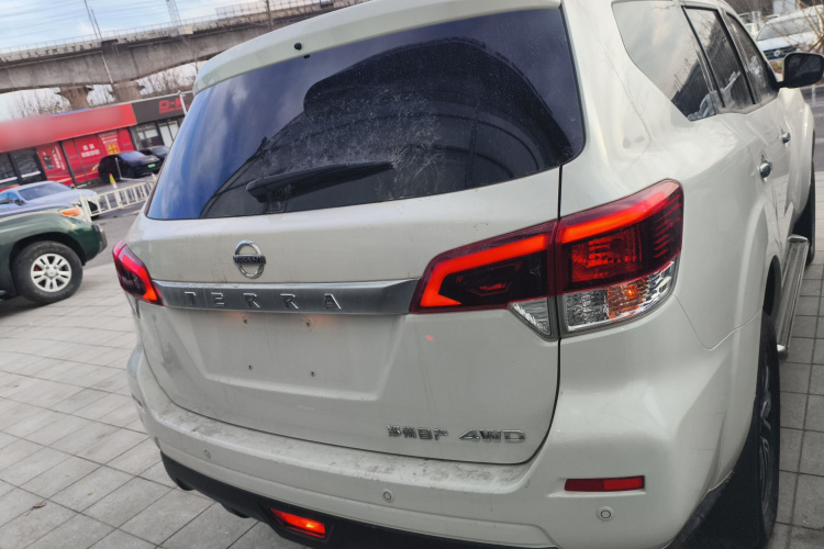 日产 途达 2020款 2.5L XL Upper 4WD 自动四驱豪华版车身外观6