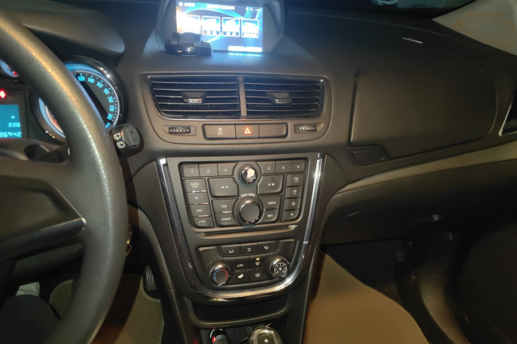 别克 昂科拉 2013款 1.4T 自动两驱精英型局部细节16