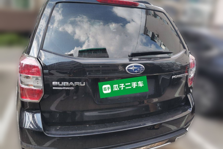 斯巴鲁 森林人 2013款 2.5i 自动豪华版车身外观6004