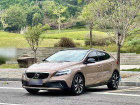 沃尔沃V40 2017款 Cross Country T3 智雅版