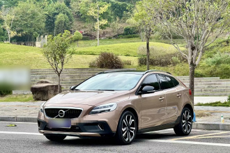 沃尔沃V40 2017款 Cross Country T3 智雅版