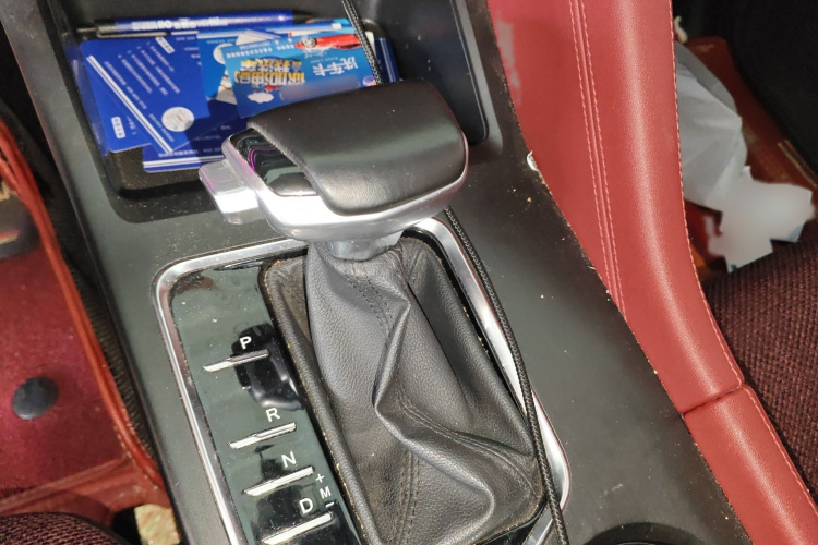 长安CS75 PLUS 2021款 1.5T 自动豪华型局部细节18