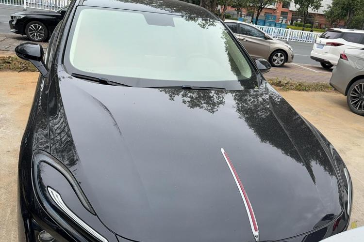 红旗E-QM5 2021款 充电 旗悦版车身外观6001