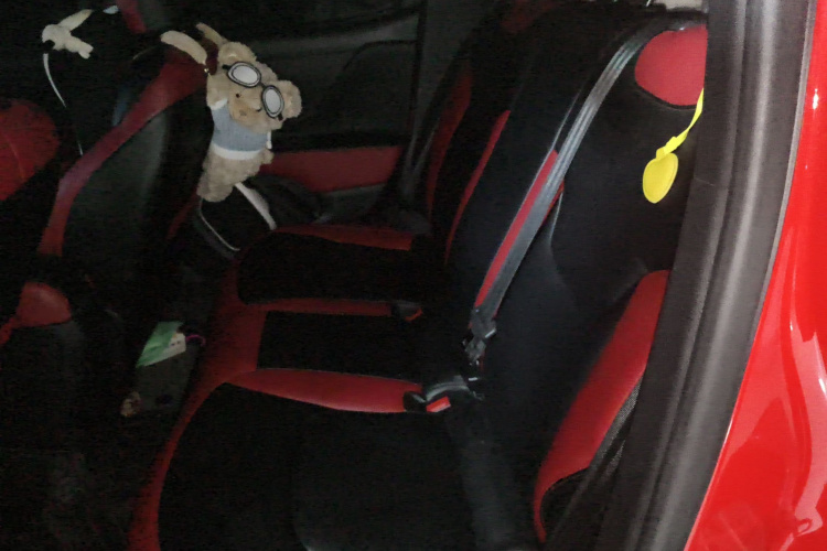 Jeep 自由侠 2018款 互联大屏版 180T 自动劲能版中控内饰7004