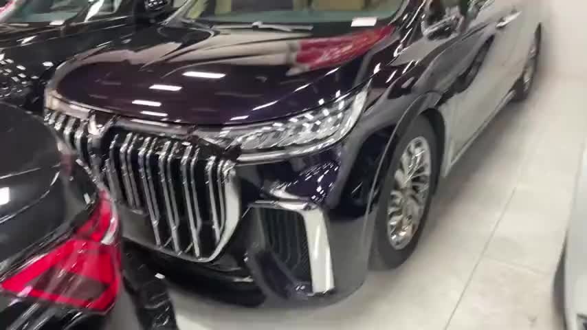 岚图汽车 岚图梦想家 2024款 PHEV 超长续航旗舰版实拍1