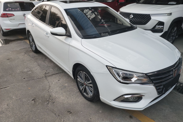 荣威i5 2019款 1.5L 手动4G互联朗豪版车身外观3