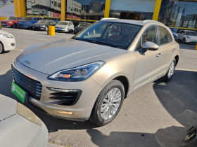 众泰SR9 2017款 2.0T 手动极致之光版