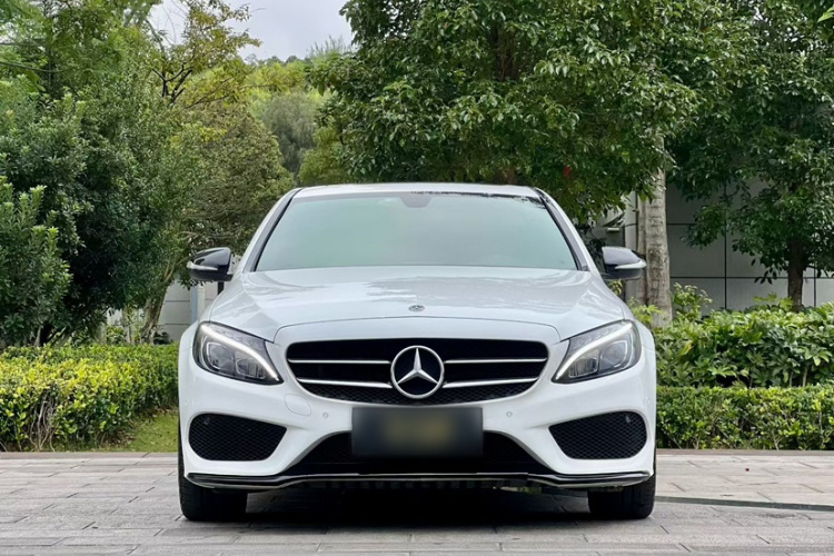 奔驰C级 2017款 改款 C 200 运动版车身外观6005