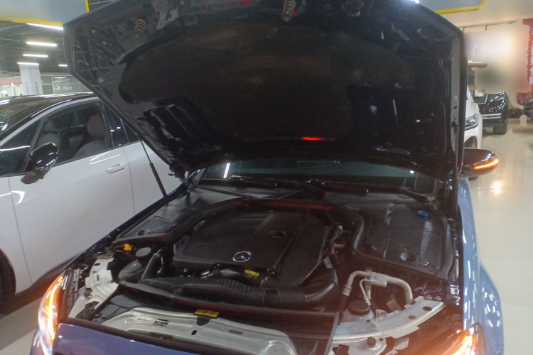 奔驰C级 2019款 C 260 运动版局部细节24