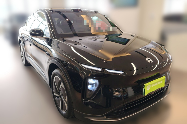 蔚来EC6 2023款 75kWh车身外观3