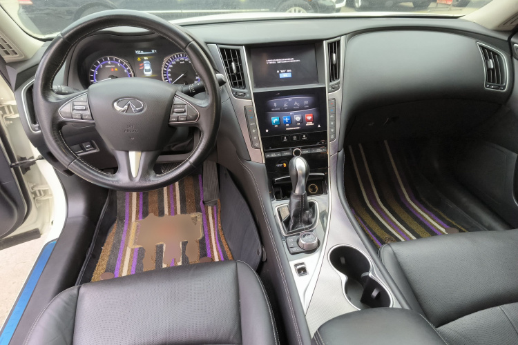 英菲尼迪Q50L 2016款 2.0T 悦享版中控内饰12