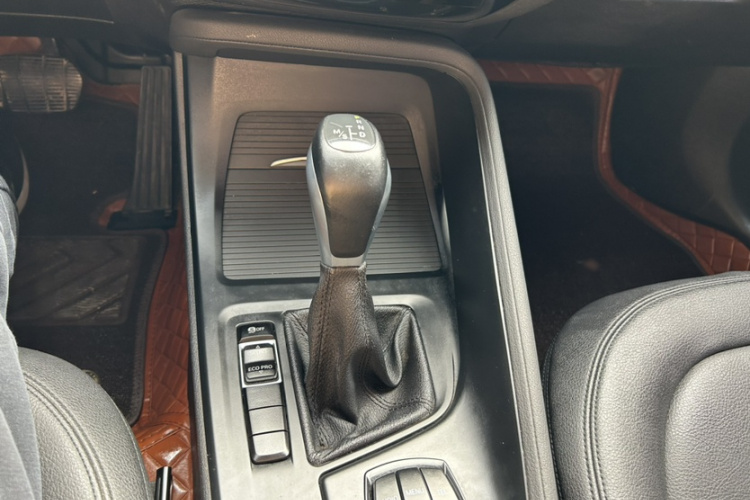 宝马X1 2016款 sDrive18Li 时尚型局部细节18