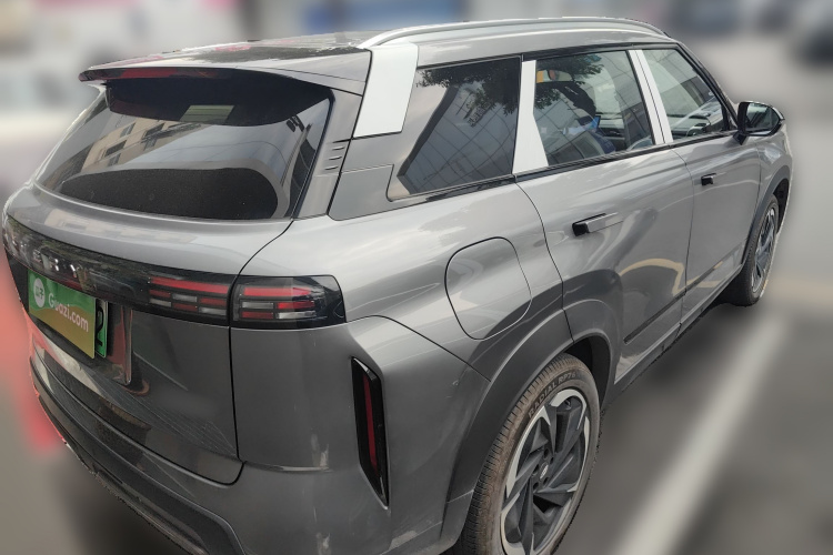 奇瑞 瑞虎7 C-DM 2025款 1.5T 120KM御车身外观7