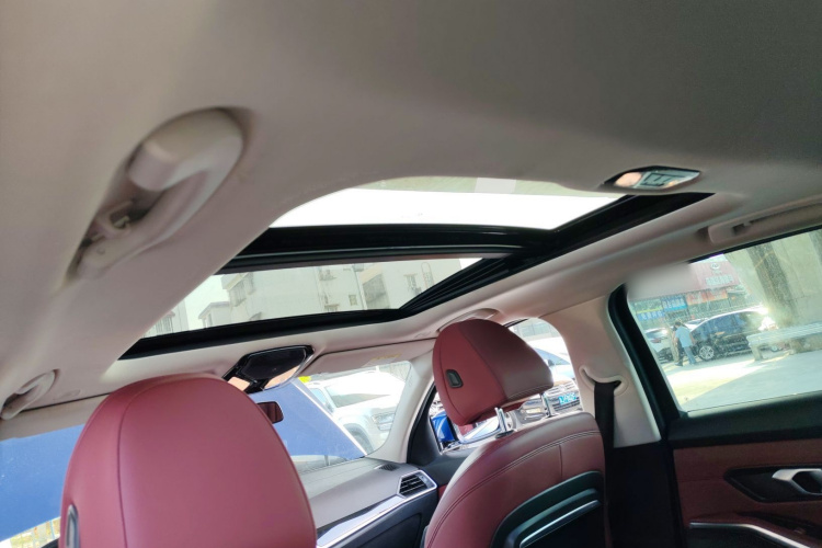 宝马3系 2022款 320Li M运动套装局部细节22