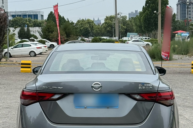 日产 轩逸 2021款 1.6L XL CVT悦享版车身外观6004