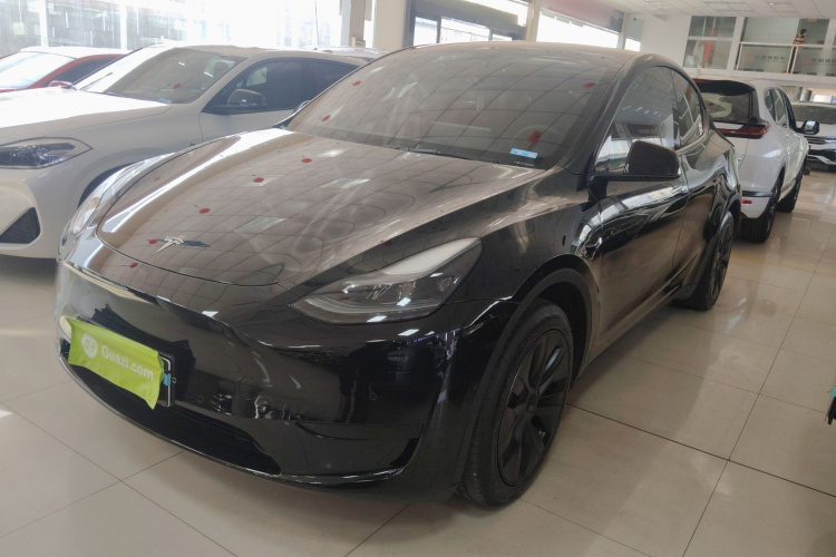特斯拉 Model Y 2023款 后轮驱动版车身外观1