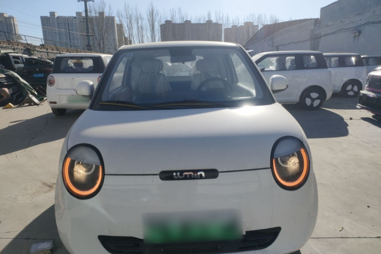 长安启源 长安Lumin 2024款 130km 清悦款车身外观2