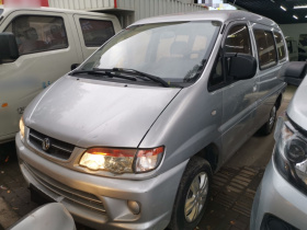 东风风行 菱智 2016款 V3 1.5L 7座标准型 国V