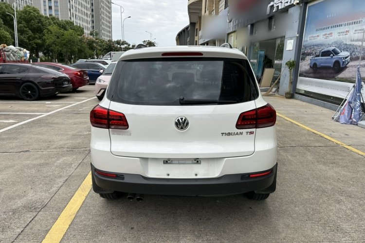 大众 途观 2013款 1.8TSI 自动两驱风尚版车身外观6004