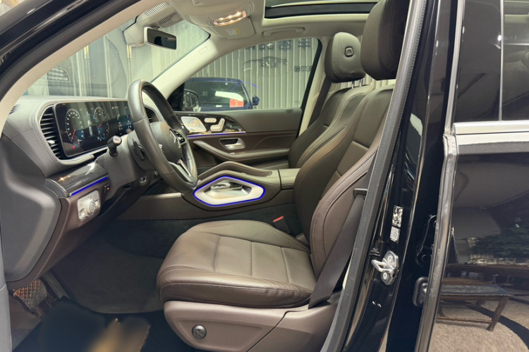 奔驰GLE 2020款 改款 GLE 350 4MATIC 时尚型中控内饰7003