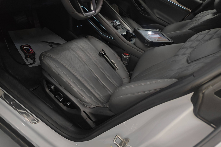 比亚迪 宋L EV 2025款 智驾版 662km 激光雷达卓越型局部细节19