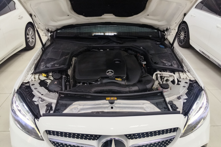 奔驰C级(进口) 2019款 C 260 旅行轿车局部细节24