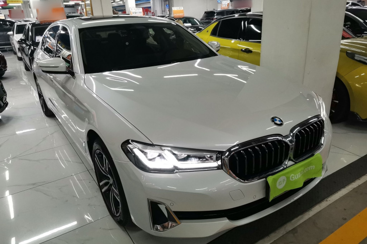 宝马5系 2021款 530Li xDrive 豪华套装车身外观6002