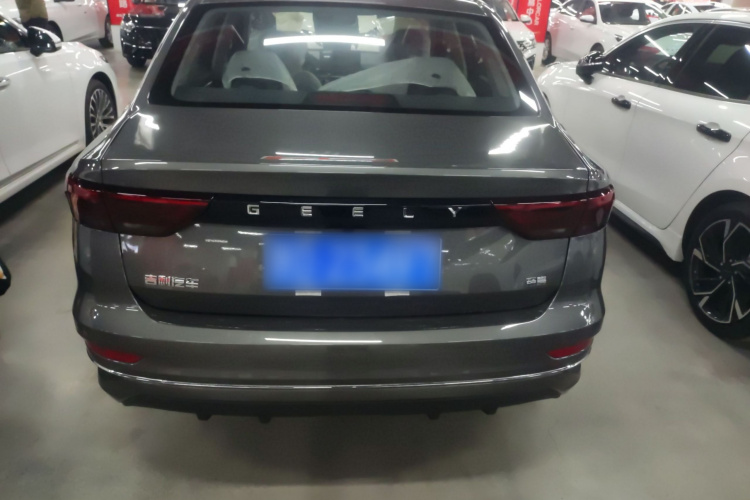 吉利汽车 帝豪 2025款 第4代 1.5L CVT星耀版车身外观6004